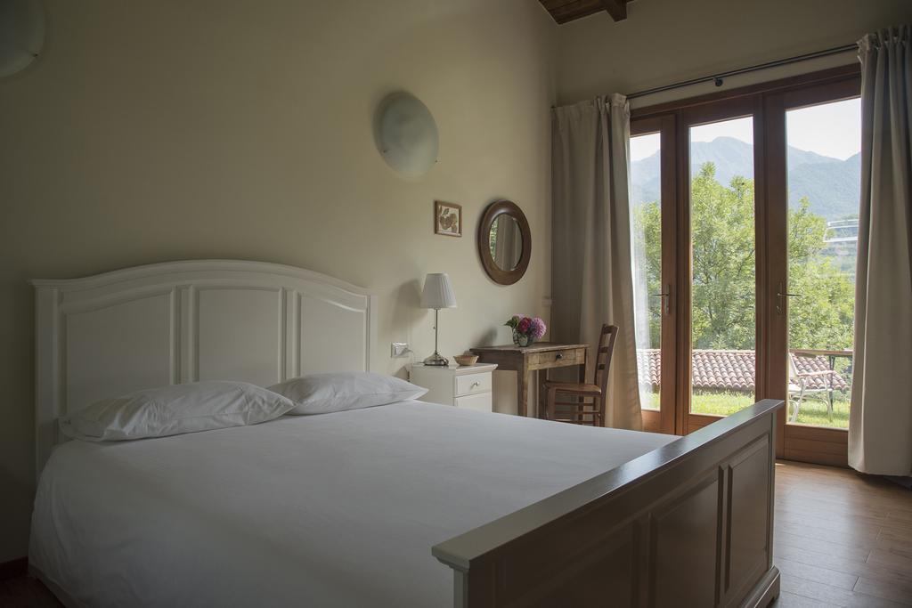 Вилла Agriturismo Il Mirtillo B,B Pasturo Экстерьер фото