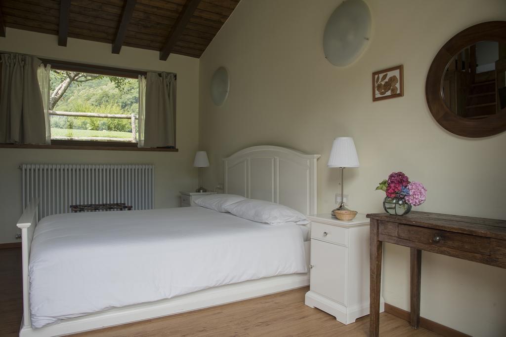 Вилла Agriturismo Il Mirtillo B,B Pasturo Экстерьер фото